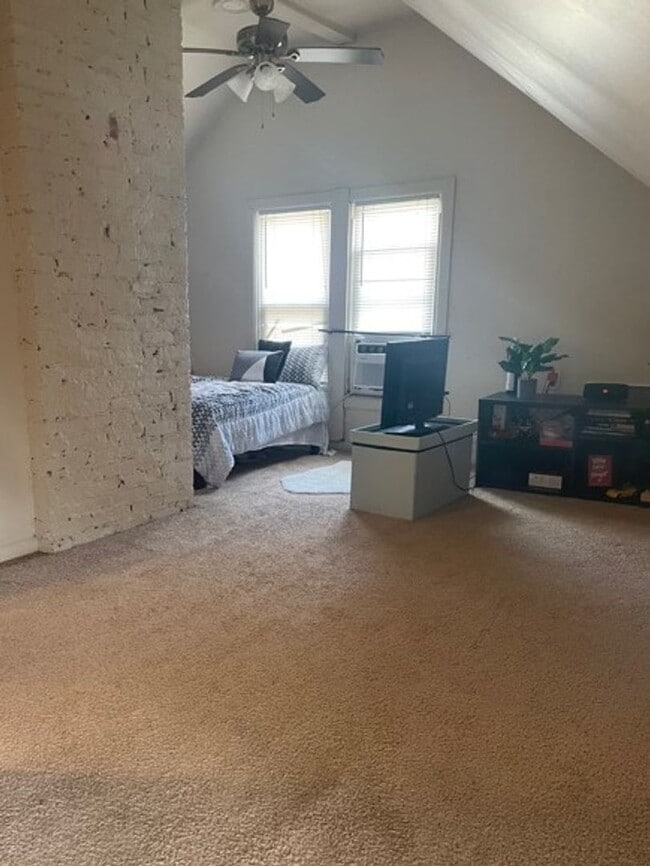 Photo - 2359 East Ave Unit 2359