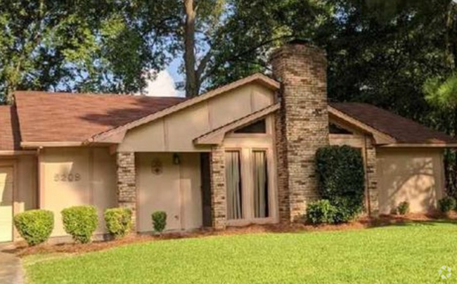 Building Photo - 1 Sycamore Dr Rental