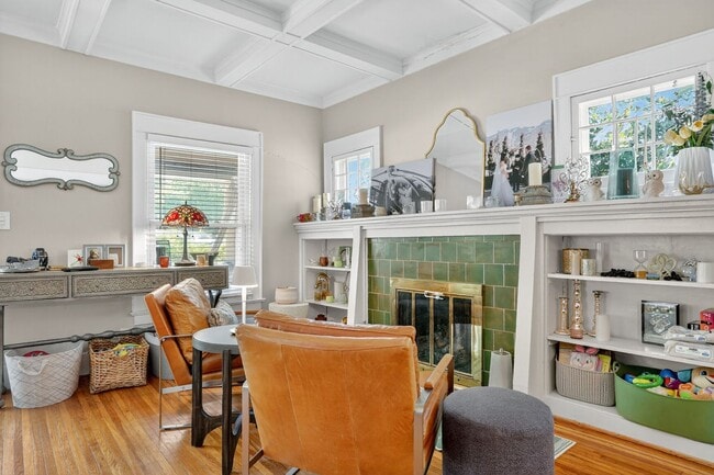 Photo - Great 3 Bedroom & 2 Full Baths In GREAT So...