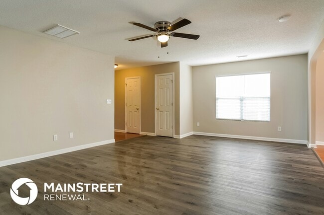 Photo - 137 Brookhaven Dr