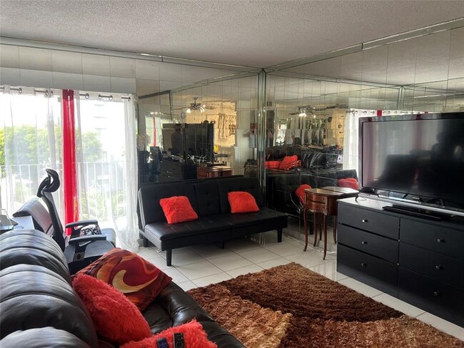 Photo - 6820 W Flagler St Unit 308