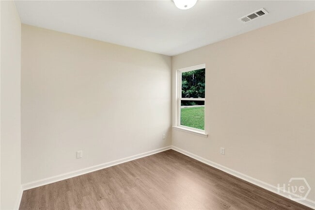 Photo - 253 Willis Wy