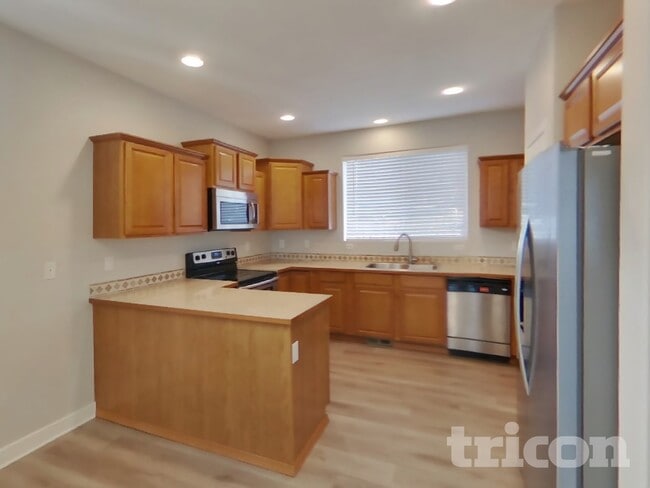 Photo - 2514 Chateau Dr
