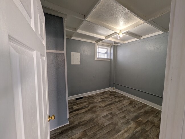 West Bedroom - 1710 Jefferson St