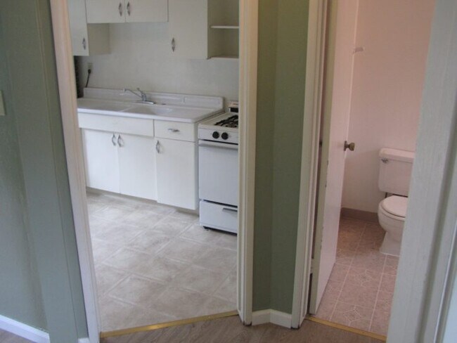 Photo - 2520 S St Unit 7