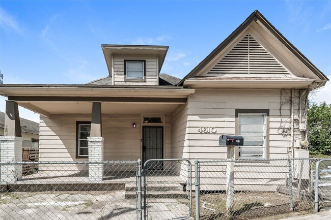 4610 Schroeder St Unidad 1