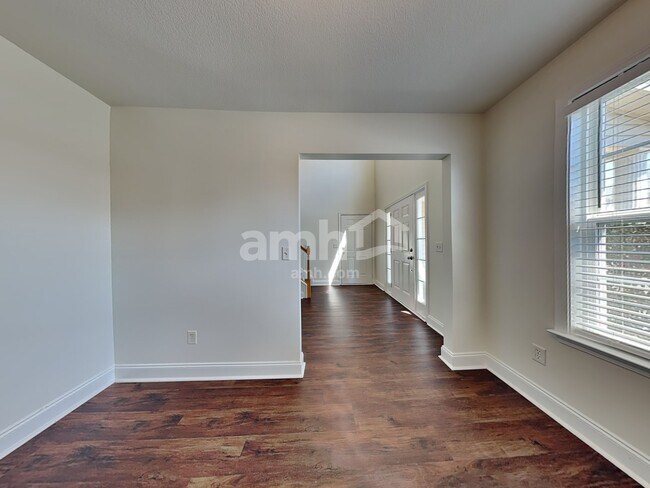 Photo - 200 Falling Spring Ct