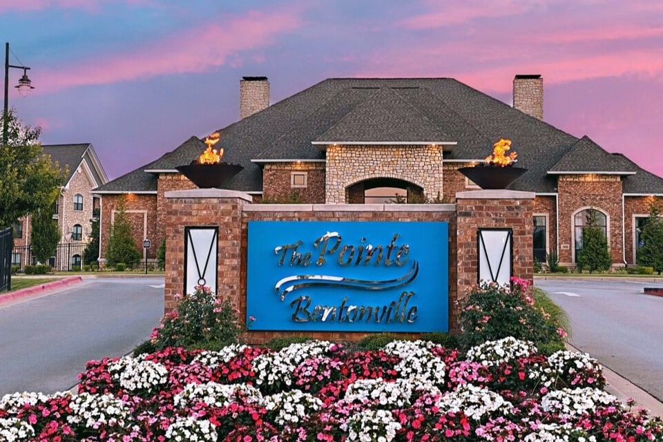 The Pointe at Bentonville - The Pointe at Bentonville Apartments