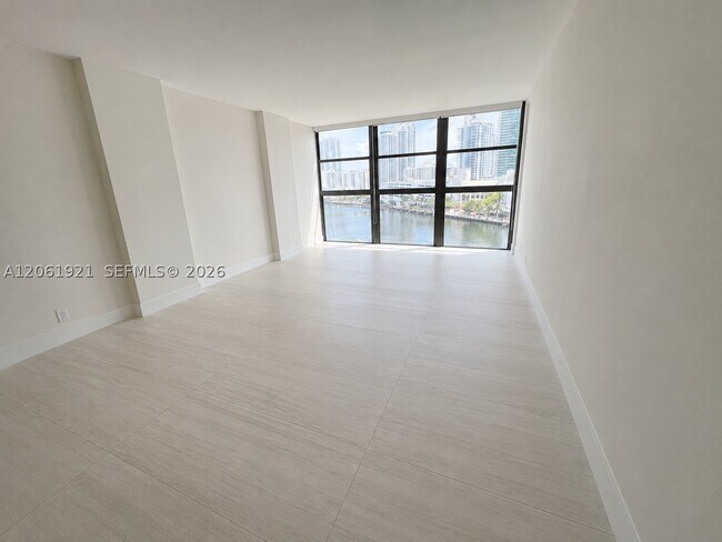 Photo - 200 Leslie Dr Unit 1017