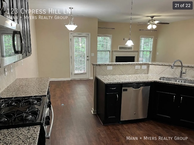 Photo - 123 Cypress Hill Ln