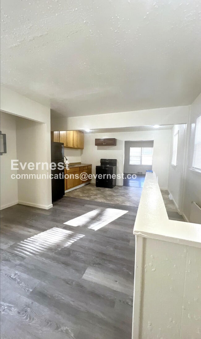 Photo - 2811 E 58th St