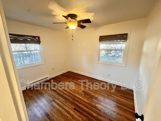 Photo - 1252 NW Milwaukee Ave