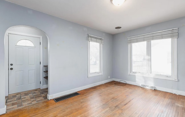 Photo - 1811 Forest Ave