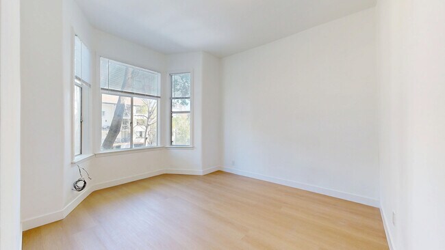 Photo - 1715 Webster St Unit 206