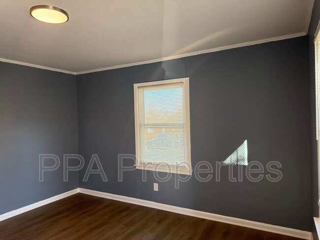 Photo - 1412 Cedar Ave