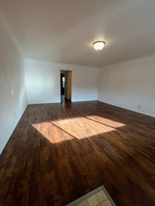 Photo - 1-Bedroom 1-Bathroom apartment in Whitaker