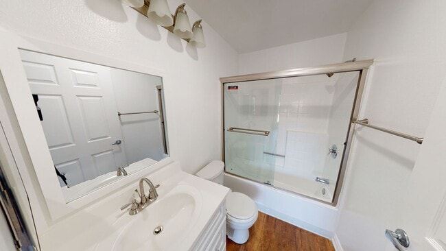 Photo - Regency Detroit Apartments