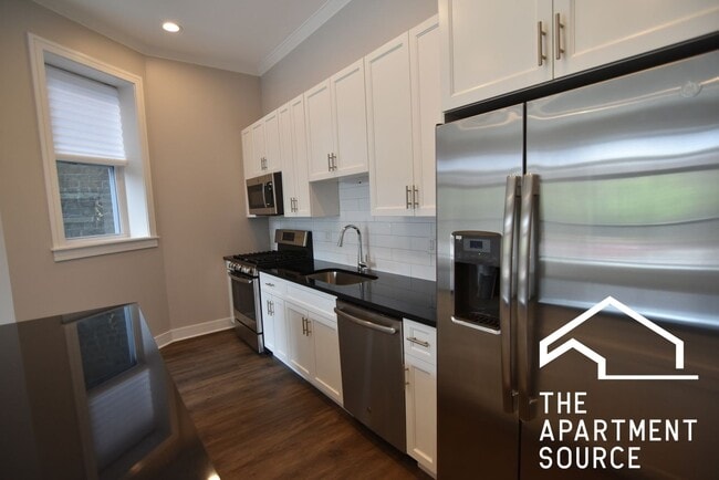 Photo - 3212 N Halsted St Unidad 1A
