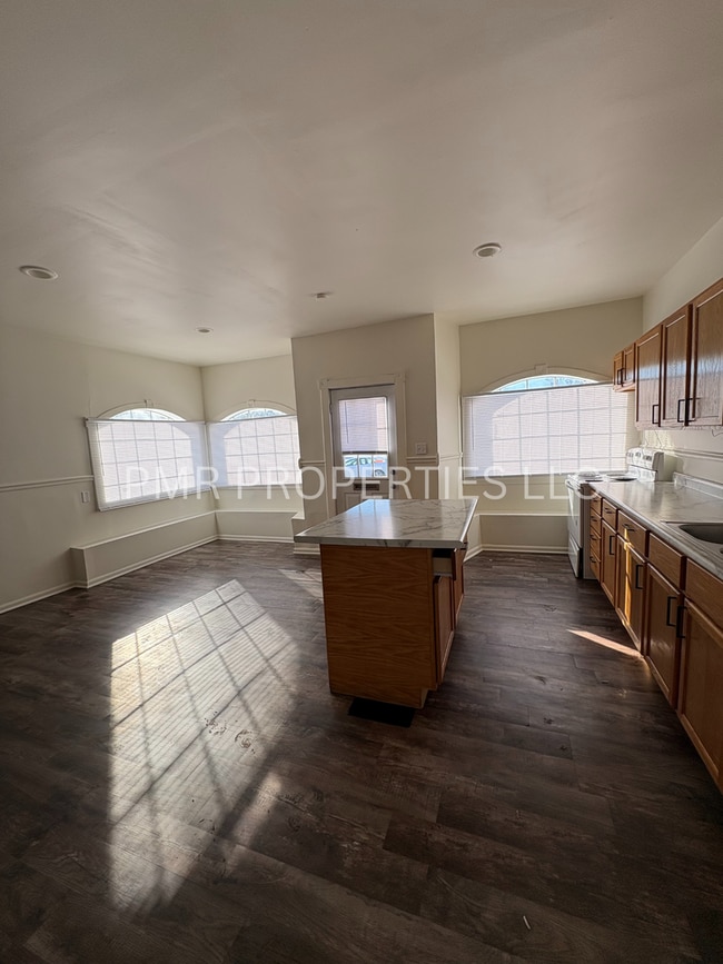 Photo - 1207 S 33rd St Unit A