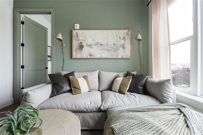 Photo - 665 Auburn Ave NE Unit 610