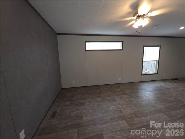 Photo - 152 Songbird Ln