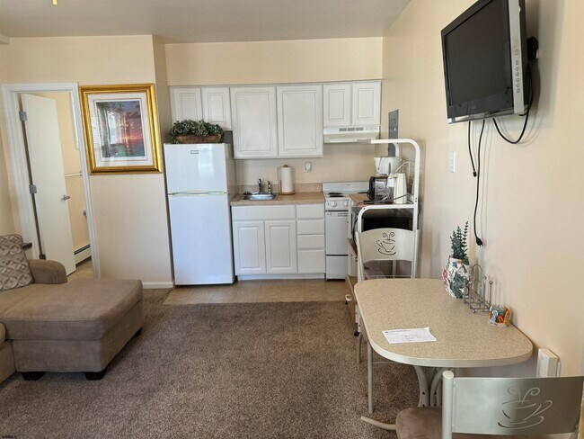 9505 Ventnor Ave Unit 1