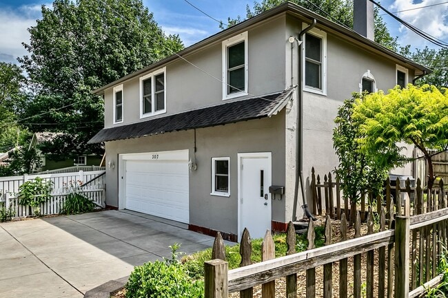 Photo - Charming 2-Bedroom Home Between Dundee & Blackstone with Large Attached Garage & Hardwood Floors