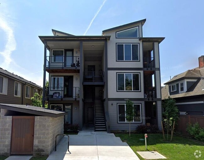 Building Photo - 110 N Blandena St Rental