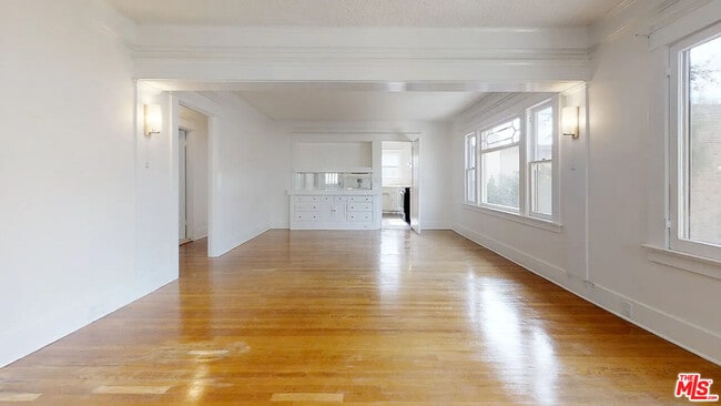 Photo - 1260 Flores St Unit 5