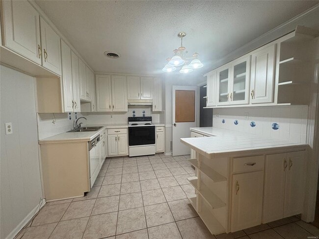 Photo - 3329 Roxana Rd