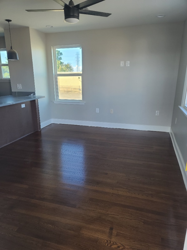 Photo - 4228 Downman Rd Unidad 4 - Upstairs