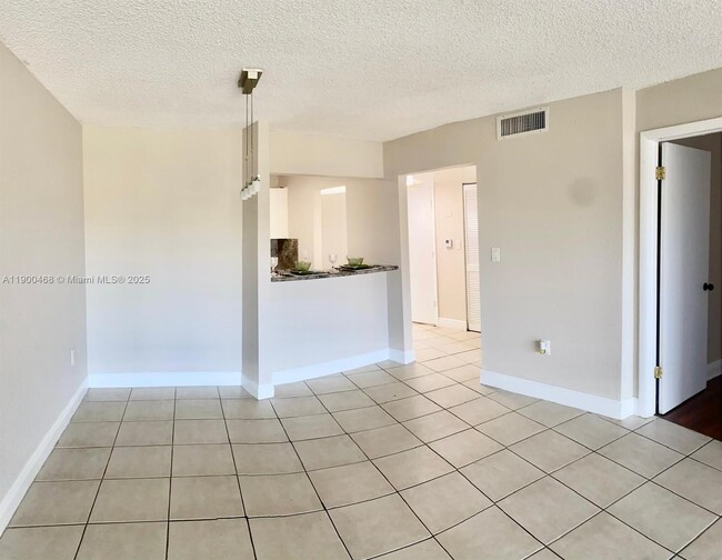 Photo - 4235 N University Dr Unit 310
