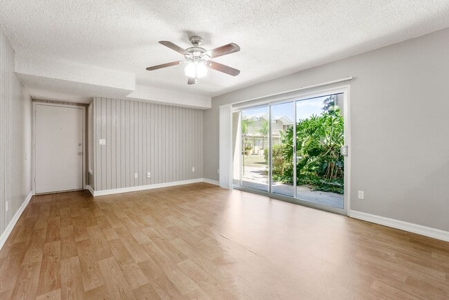 Photo - The Molokai Apartments