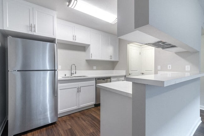 Beverly Plaza Apartments