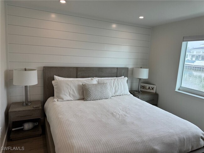 Photo - 1550 Gulf Shore Blvd N Unidad E5