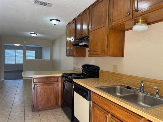 Photo - 1002 Harbor Lakes Dr