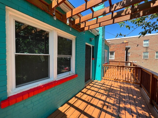 Photo - 1821 Providence St NE Unit Apt 4