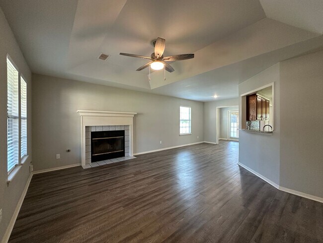 Photo - Gorgeous 3 Bed 2 Bath Home for Rent in Bar...