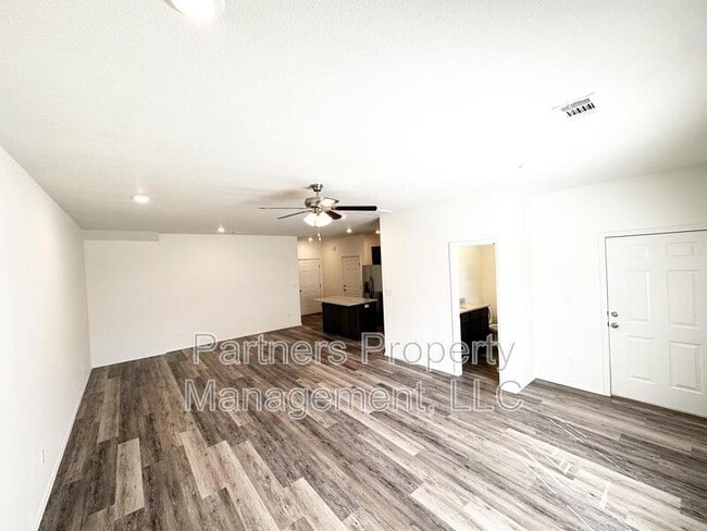 Photo - 823 S Amarillo Ave