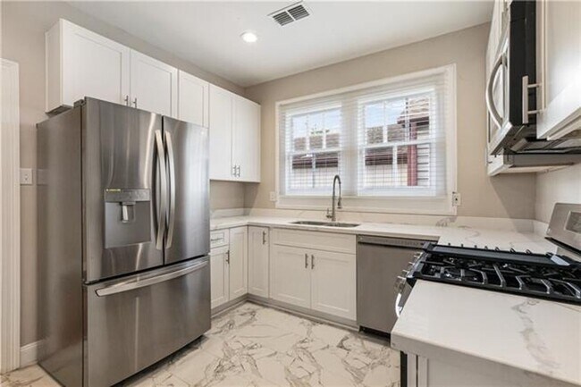 Photo - 3630 Piedmont Dr