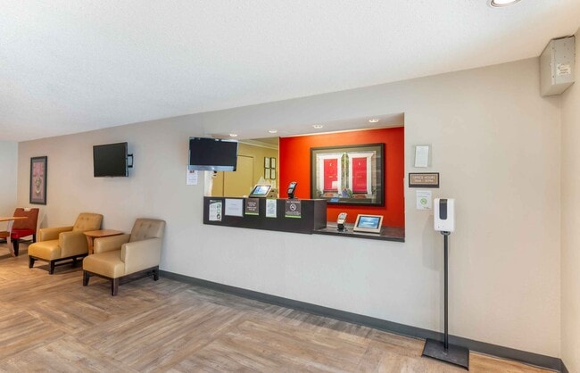 Furnished Studio-Richmond - Innsbrook