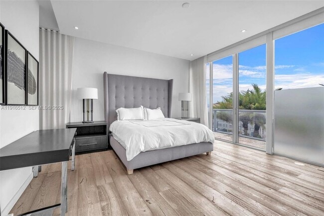 Photo - 9501 Collins Ave Unidad 1