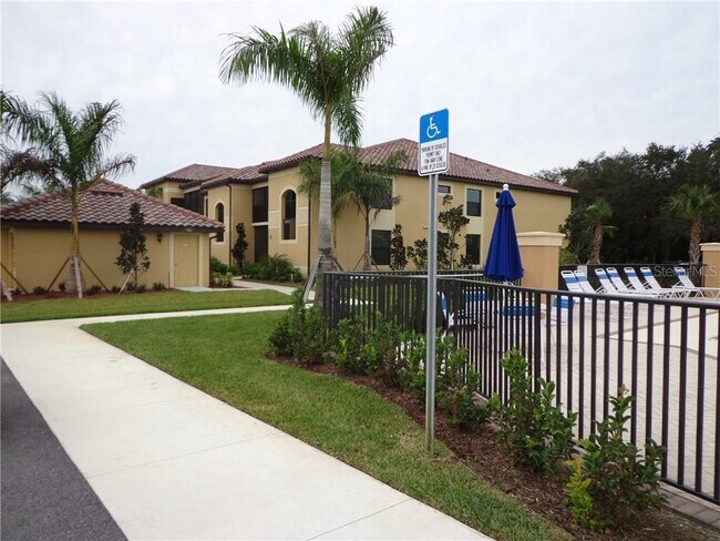 6715 Grand Estuary Trail Unidad 106