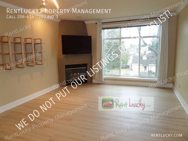 Photo - 4031 Aurora Ave N Unit 301