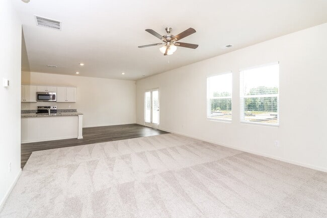 Photo - 7738 Sudbury Cir