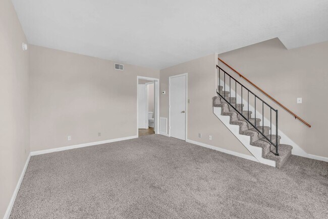 Photo - 379 Peabody Dr Unit 1
