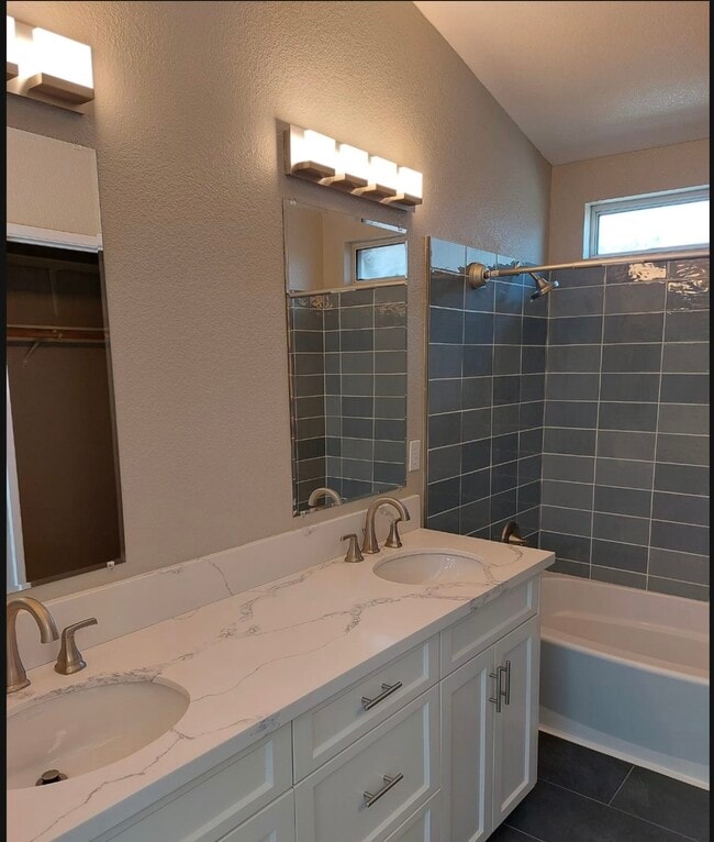 Photo - 7716 Transition Way