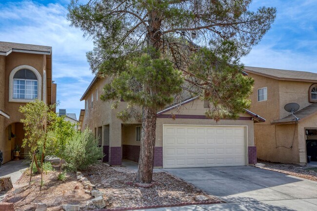 Photo - Beautiful 4 bedroom POOL home close to Nellis AFB!