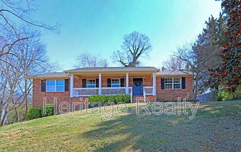 Photo - 9608 Clearwater Drive