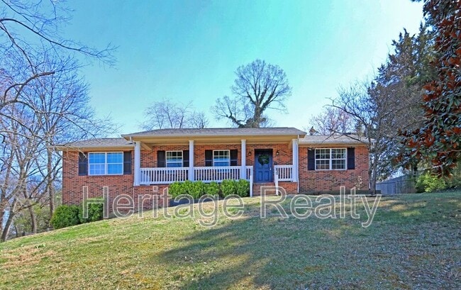 Photo - 9608 Clearwater Dr House